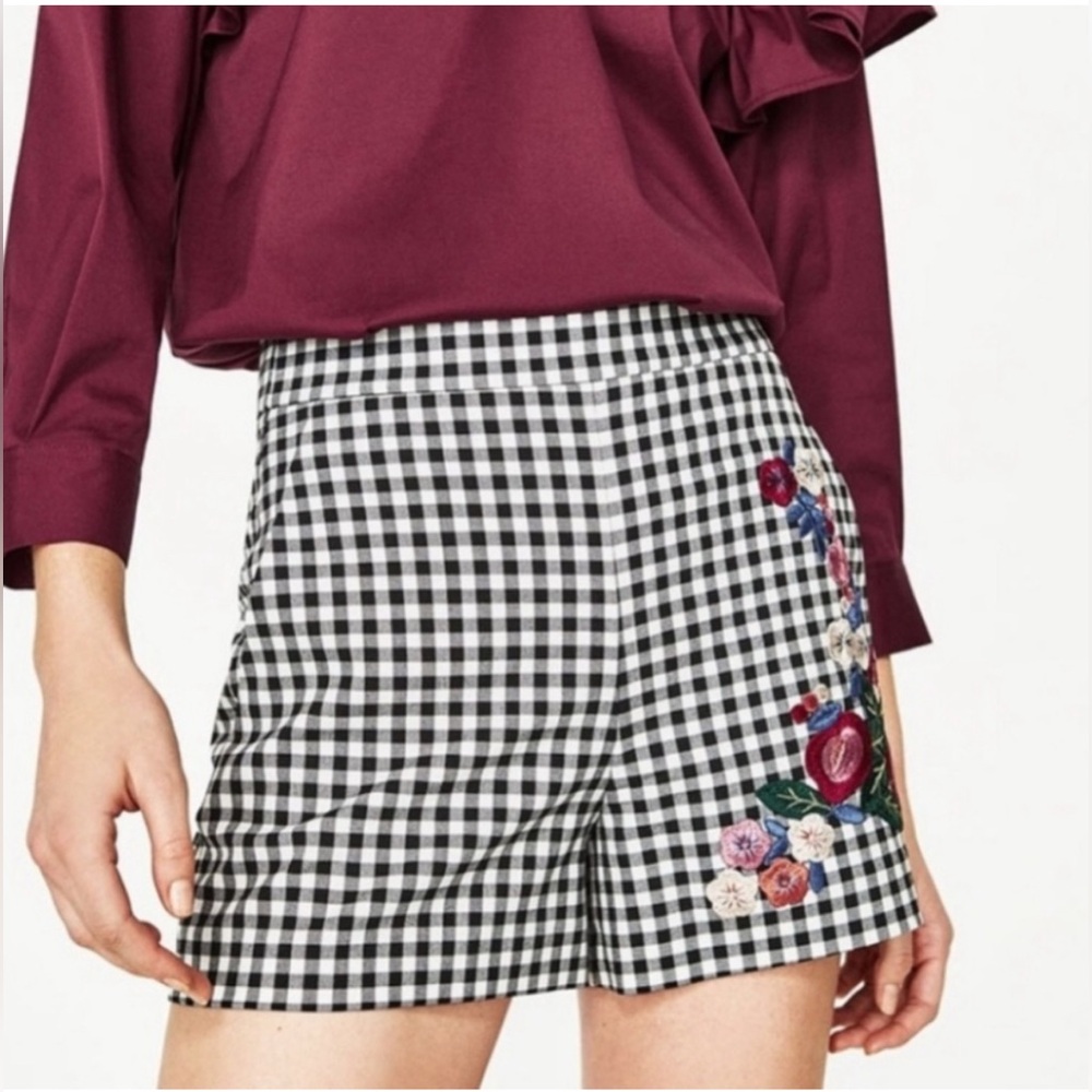 ZARA WOMEN Gingham Check High Embroidered Rise Shorts - Picture 1 of 7